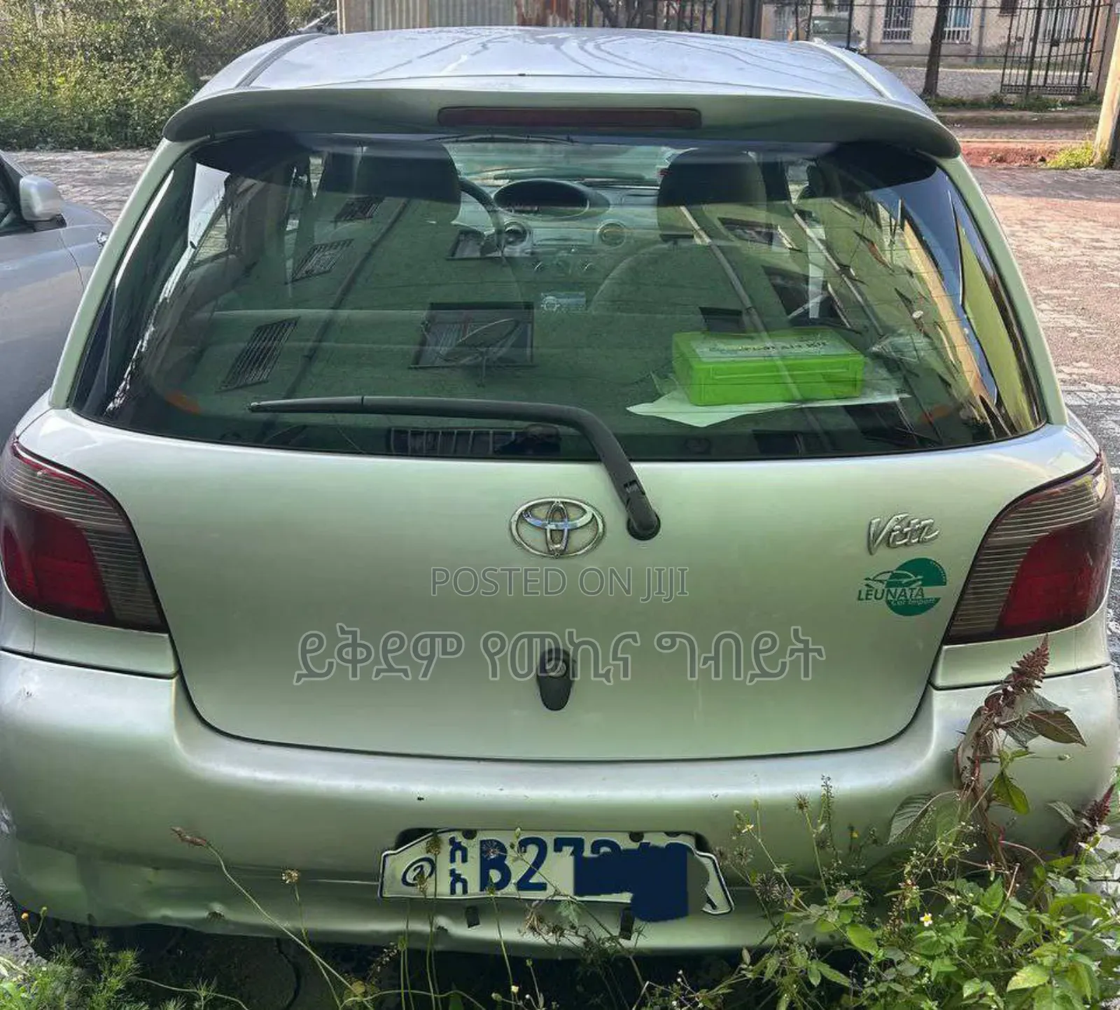 Toyota Vitz 2001 Silver