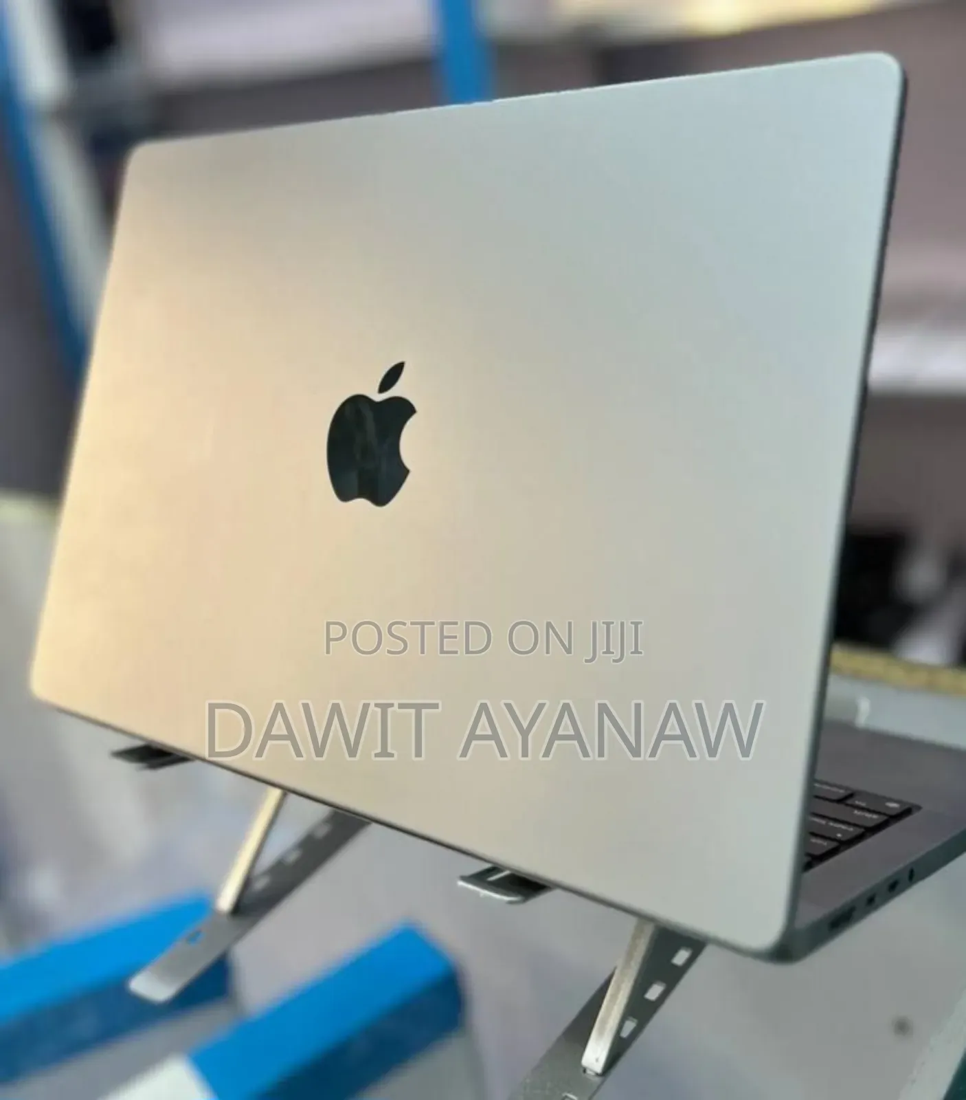 New Laptop Apple MacBook Pro M1 32GB Apple M1 Pro SSD 1T