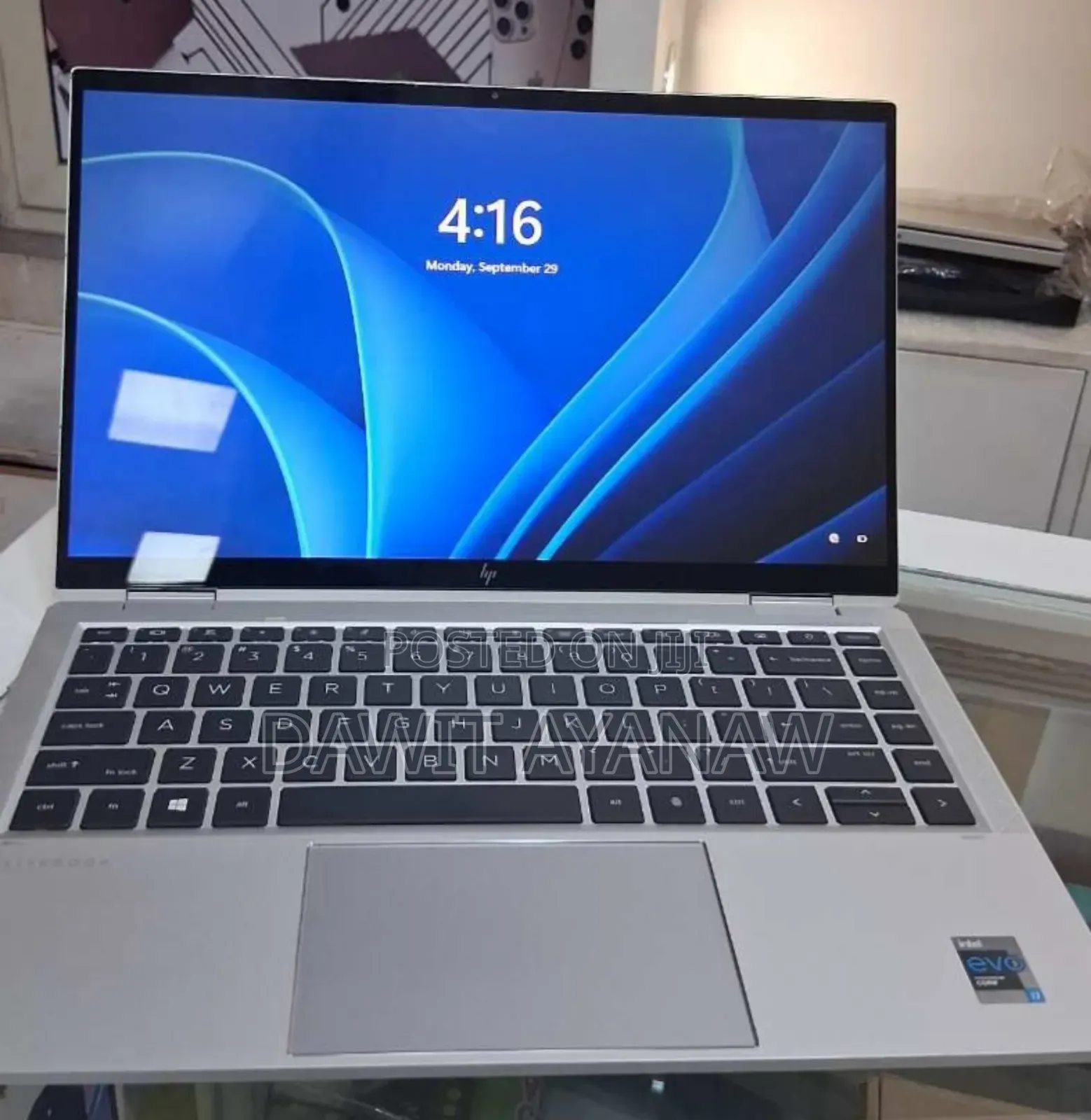 New Laptop HP EliteBook 1040 G8 16GB Intel Core i7 SSD 512GB