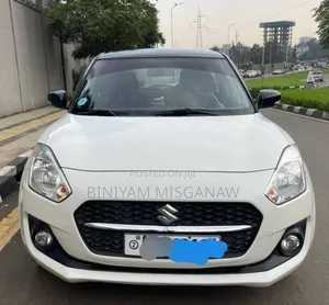 Suzuki Swift 2021 White