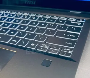New Laptop MSI 16GB Intel Core Ultra 7 SSD 1T