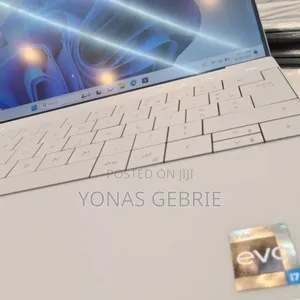 New Laptop Dell XPS 13 32GB Intel Core I7 SSD 1T