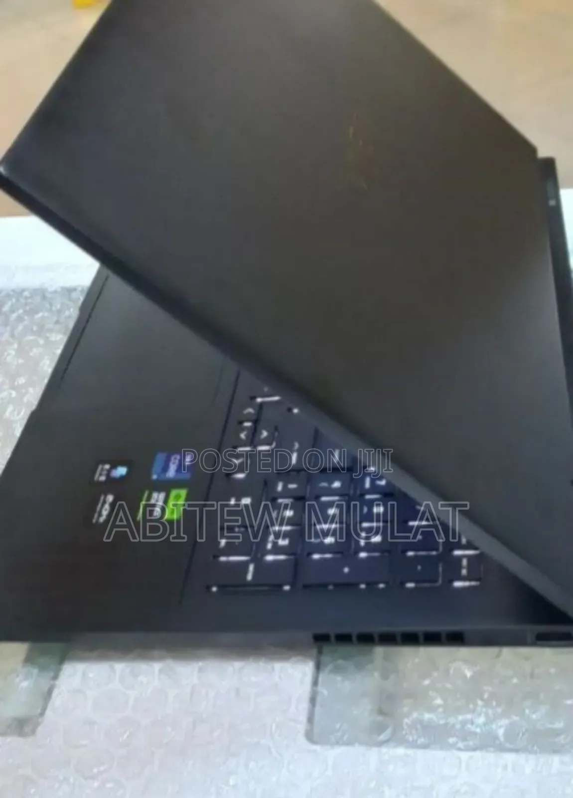 New Laptop HP Omen 15 16GB Intel Core I9 SSD 1T