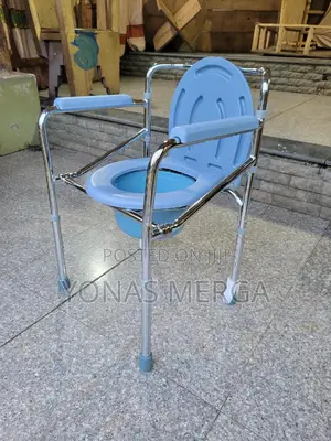 Photo - Toilet/Shower Chair耳፬durability: Chair's Frame櫥፲old Man Commode Chair