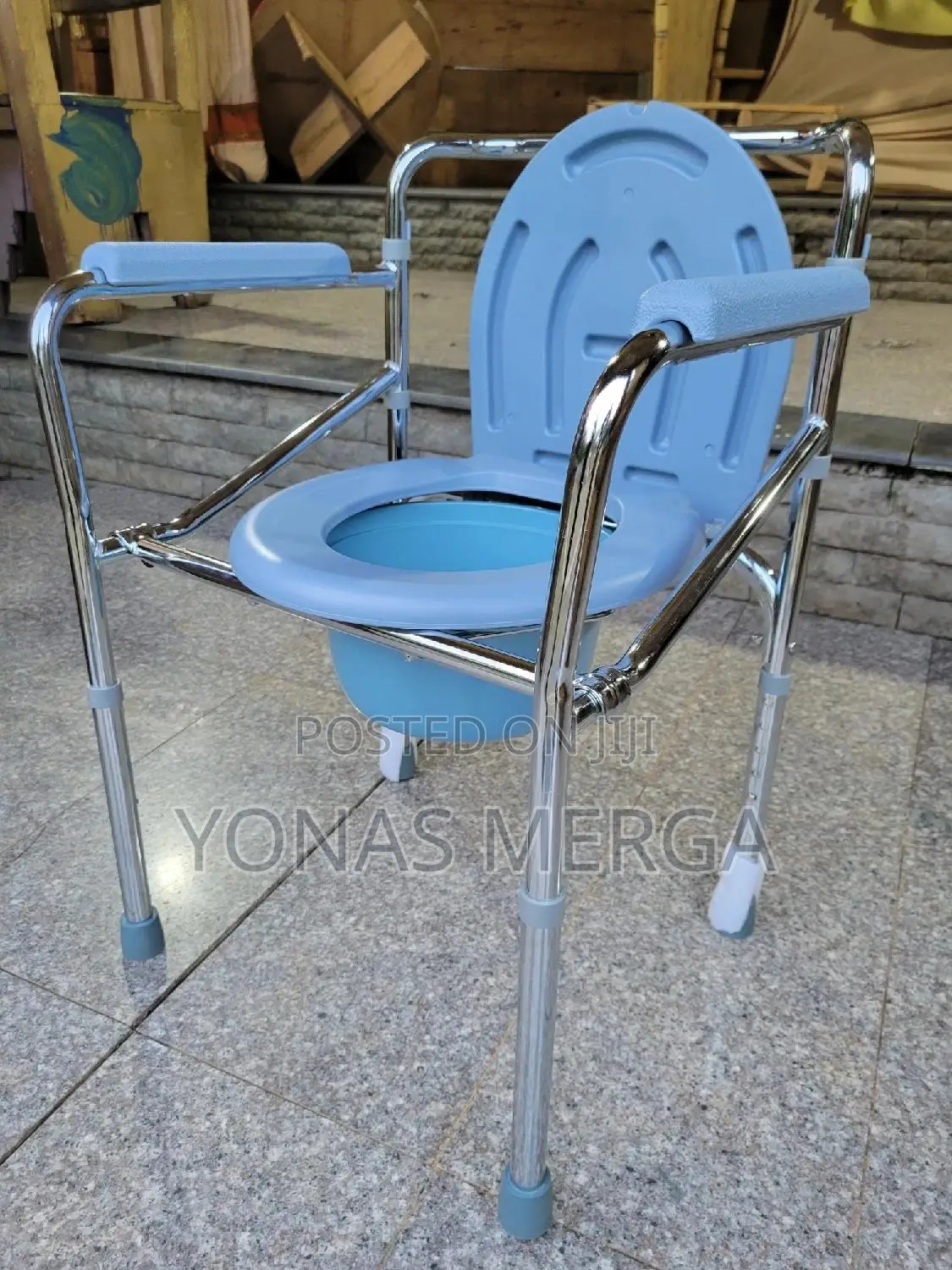 Toilet Chair哈名applicable Places:Bathroom,Bedroom,Living Room,Ward, Etc