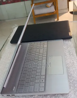 New Laptop HP Stream Notebook 8GB Intel Core I5 SSD 1T