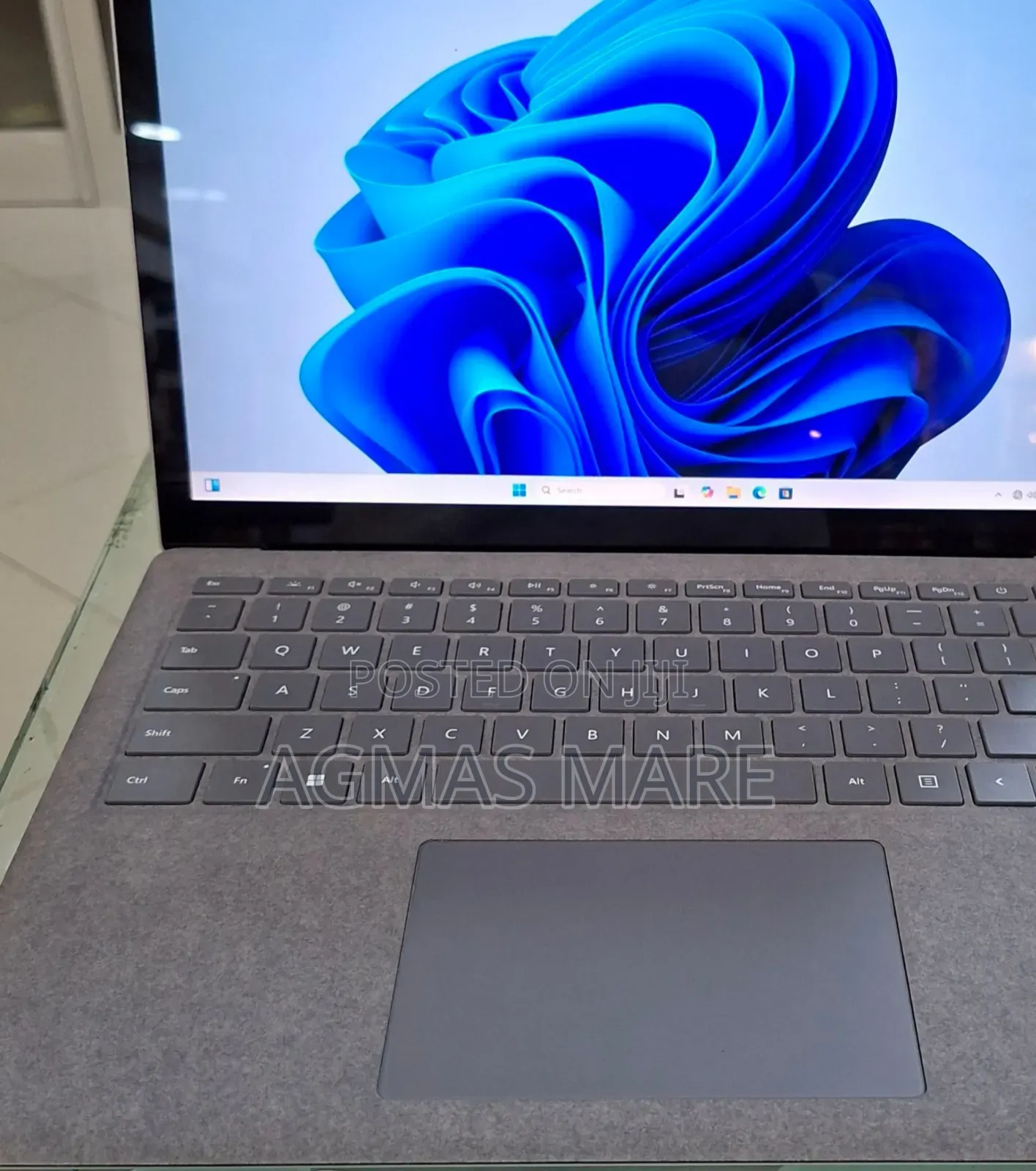 New Laptop Microsoft Surface Laptop 4 16GB Intel Core i7 SSD 512GB