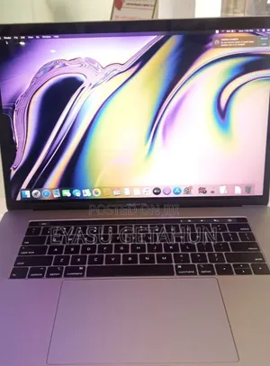 Photo - New Laptop Apple MacBook Pro 2019 32GB Intel Core I9 SSD 1T