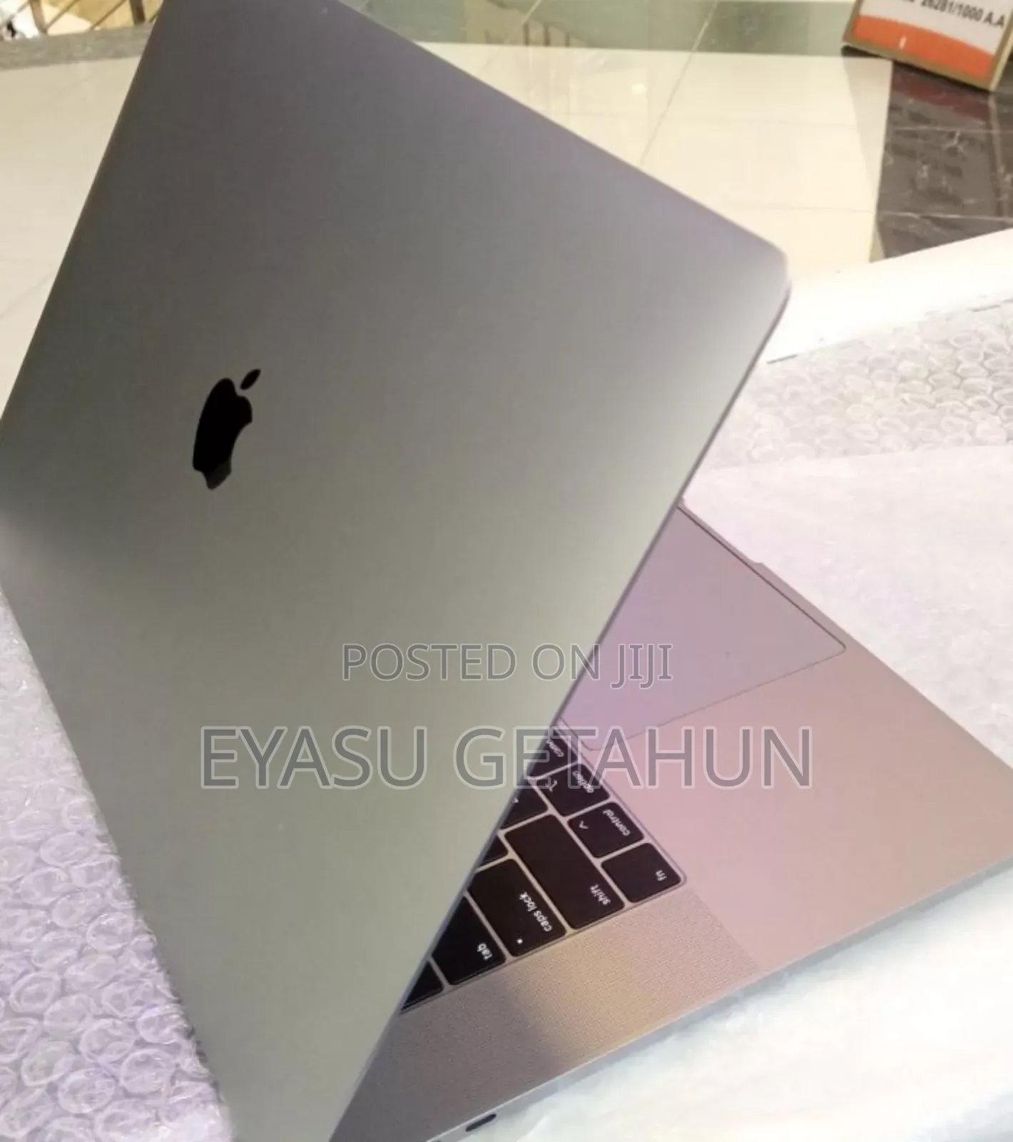 New Laptop Apple MacBook Pro 2019 32GB Intel Core I9 SSD 1T