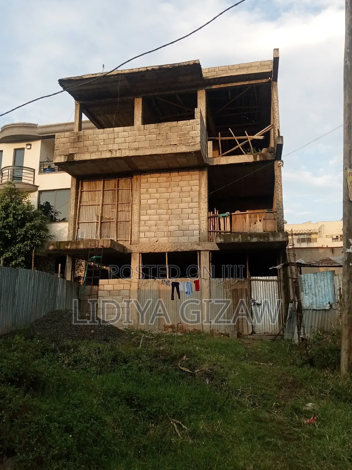 6bdrm House in Akaky Kaliti for sale