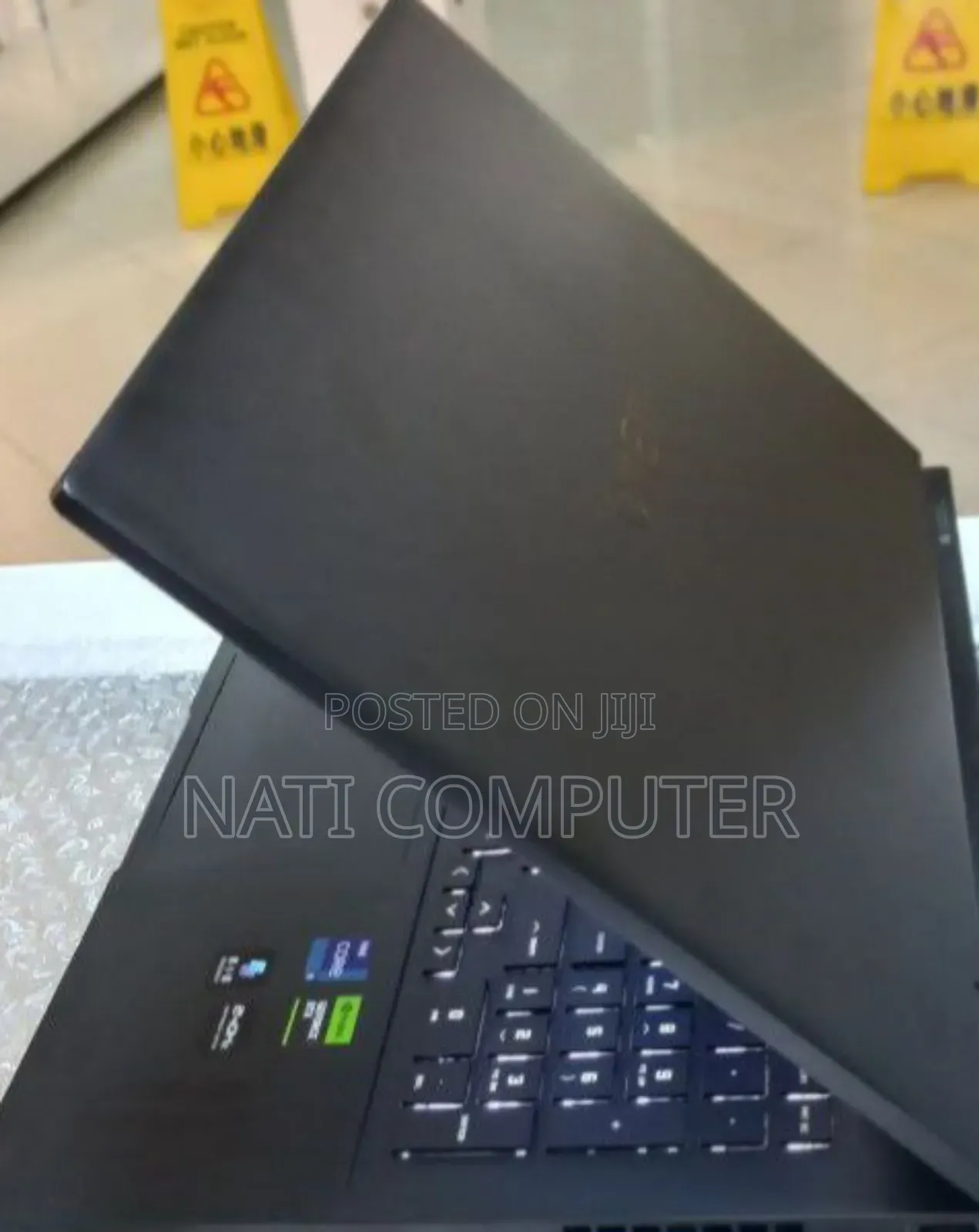 New Laptop HP Omen 15 16GB Intel Core I9 SSD 1T