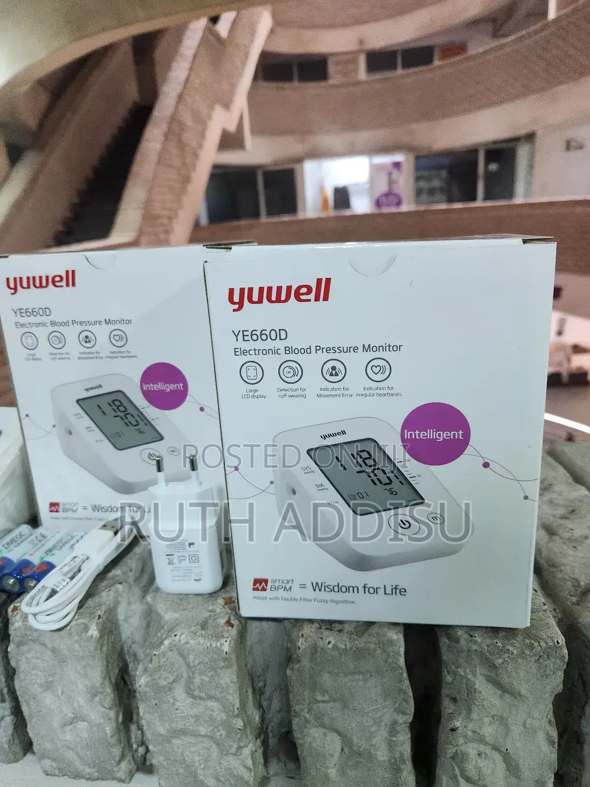 Yuwell Model Ye660d Digital Blood Pressuer Monitor痛哭digital Bp Monitor