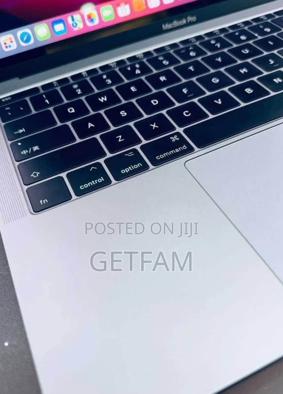 New Laptop Apple MacBook Pro 2017 8GB Intel Core I5 SSD 512GB