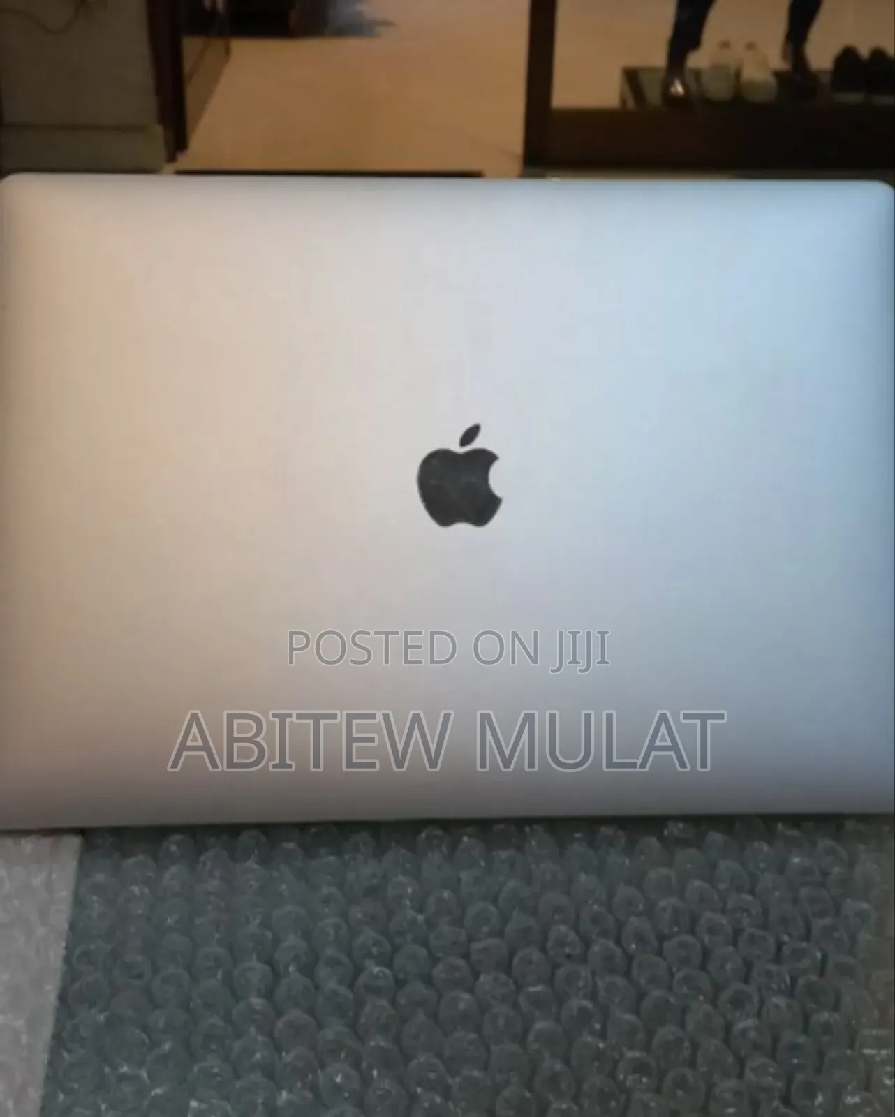 New Laptop Apple MacBook Pro 2017 8GB Intel Core I7 SSD 512GB