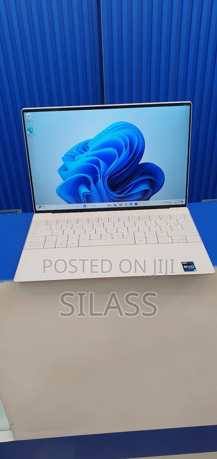 New Laptop Dell XPS 13 32GB Intel Core I7 SSD 1T