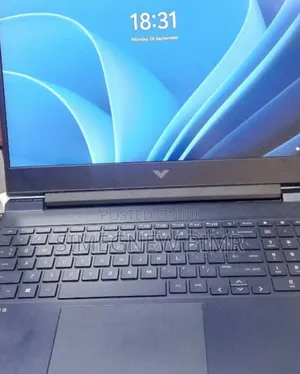 New Laptop Asus ROG Strix G15 16GB Intel Core I9 SSD 512GB