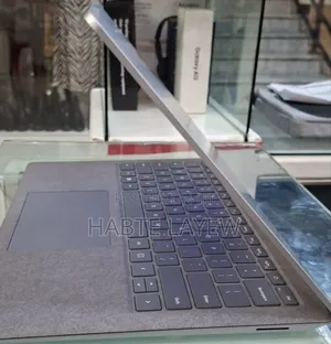 New Laptop Microsoft Surface 16GB Intel Core I7 SSD 512GB