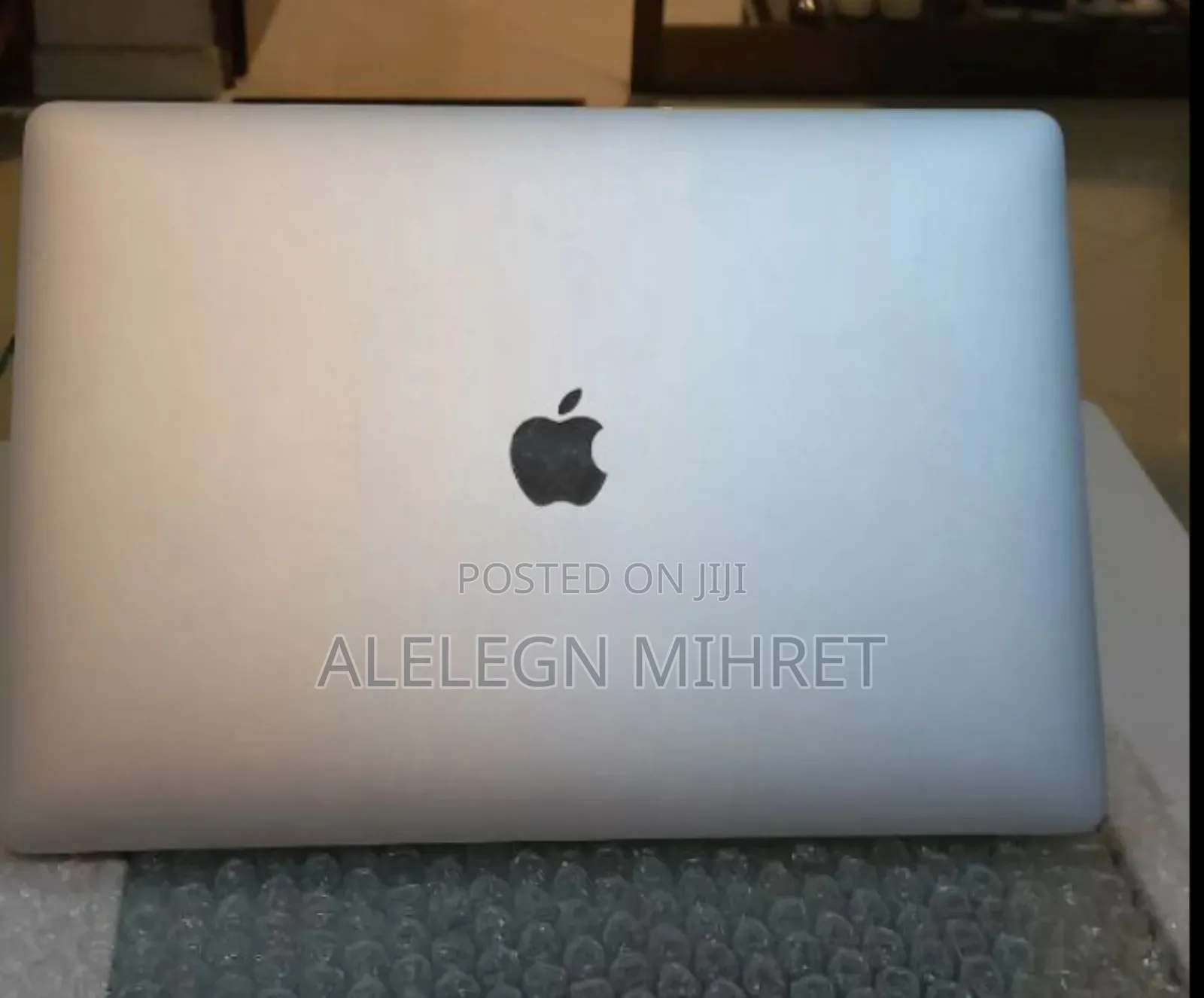 New Laptop Apple MacBook Pro 2017 16GB Intel Core i7 SSD 256GB