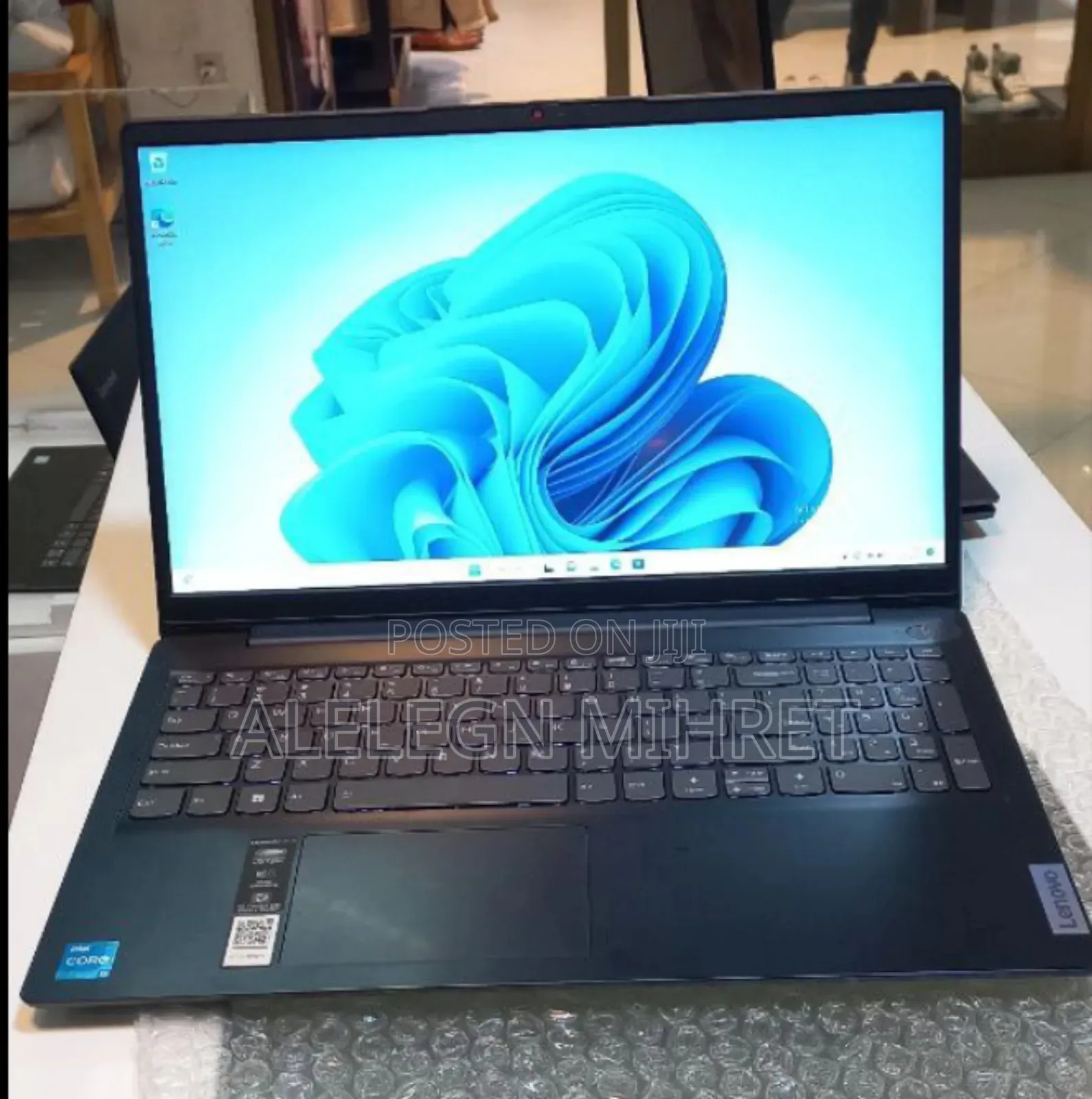 New Laptop Lenovo Ideapad 3 8GB Intel Core I3 SSD 256GB