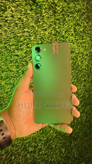 New Samsung Galaxy S23+ 256 GB Green