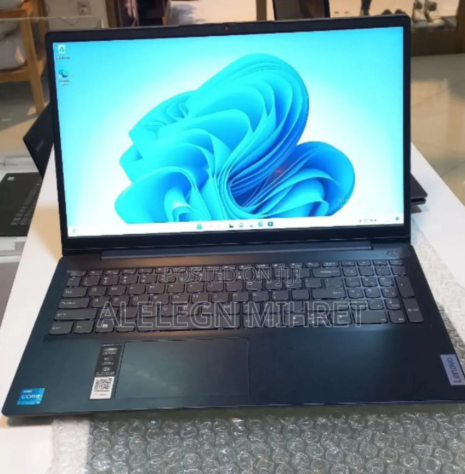 New Laptop Lenovo Ideapad 3 8GB Intel Core I3 SSD 256GB