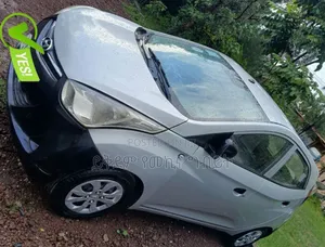 Hyundai Eon 2014 Silver