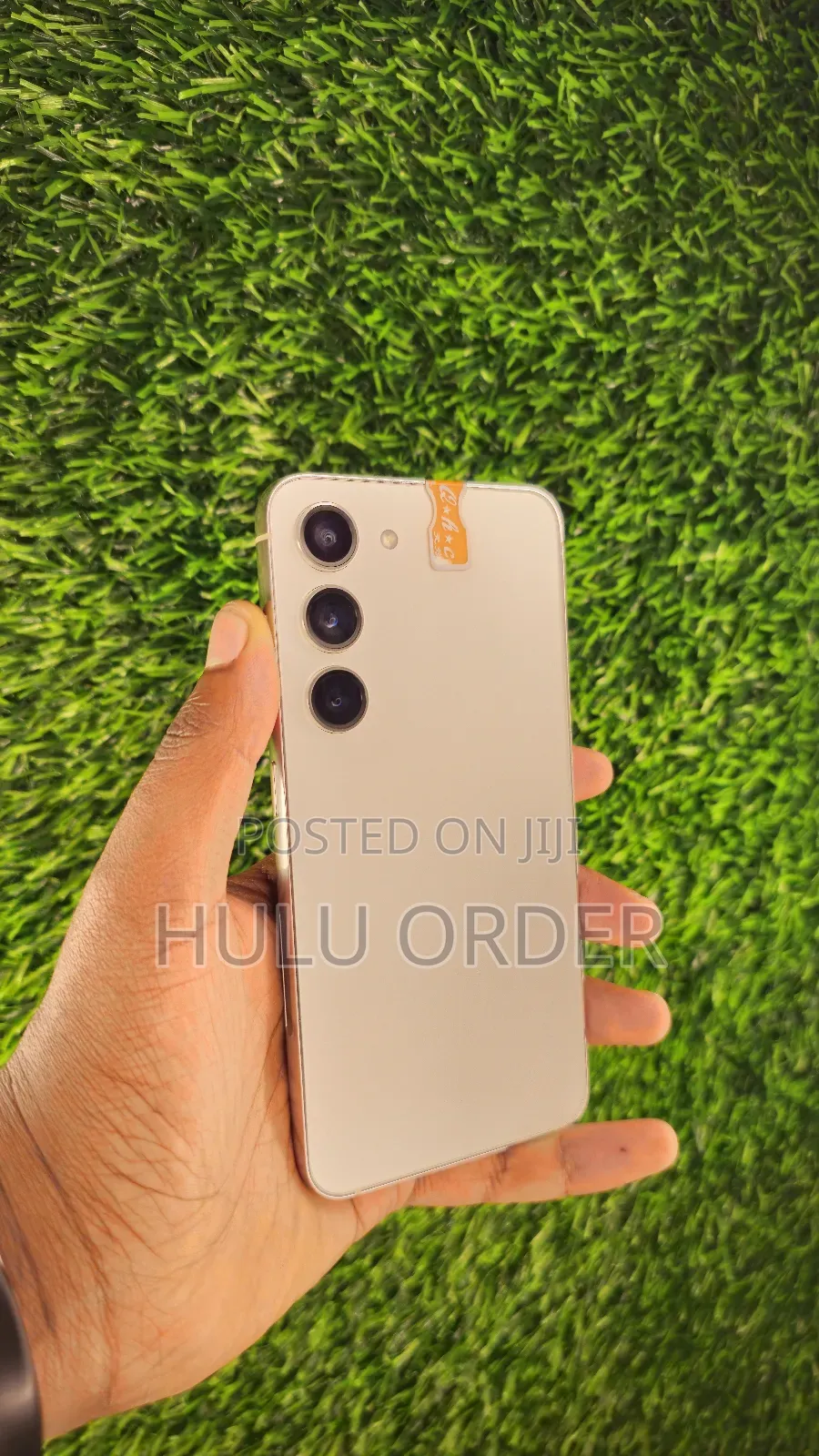 New Samsung Galaxy S23 128 GB Gold