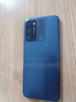 Tecno Spark 8C 64 GB Blue