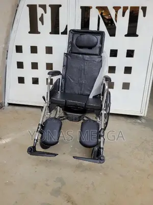 Photo - Toileting and Hygiene Wheelchair種፹commode Wheelchair談፼wheelchair