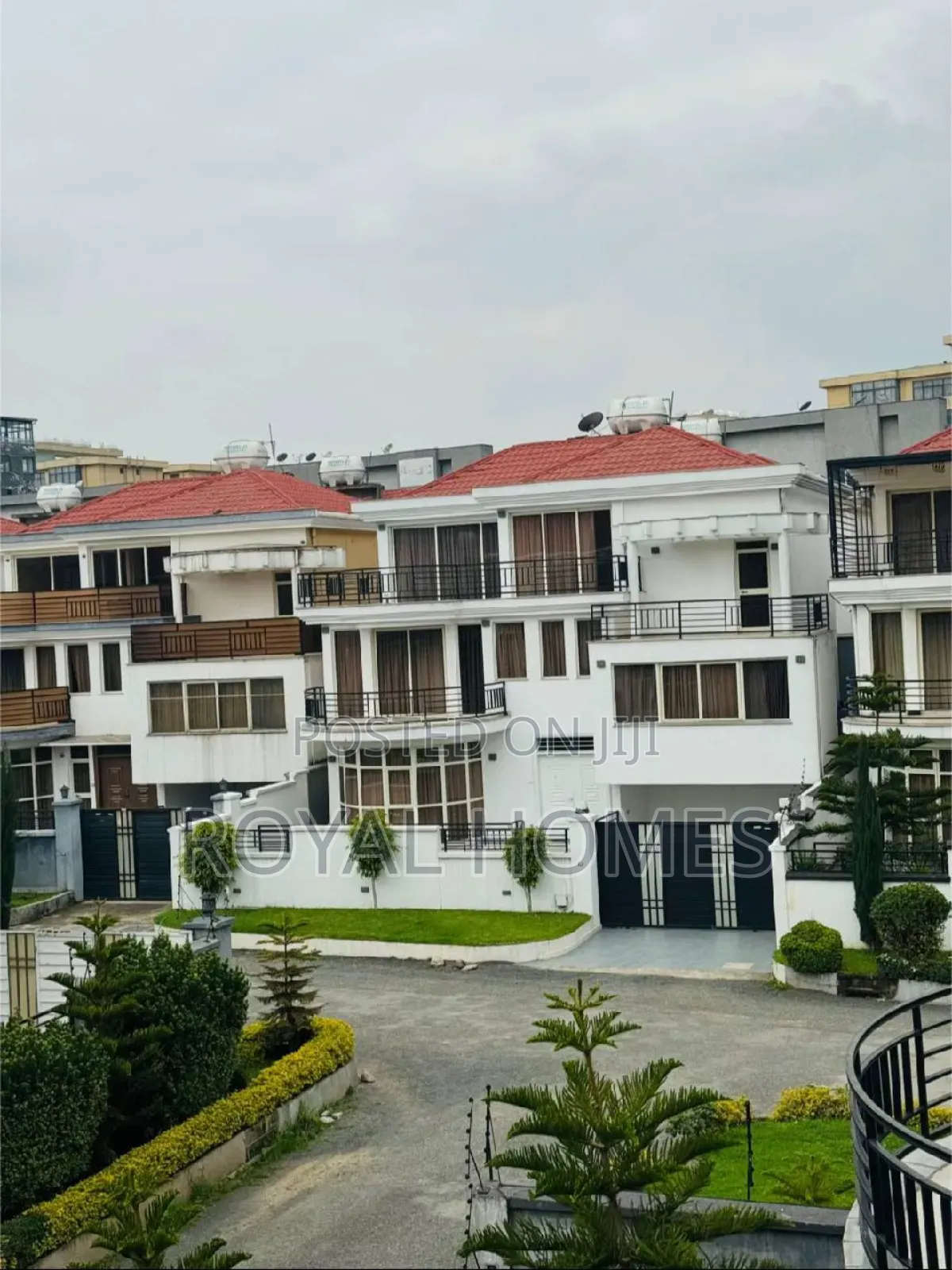 Furnished 6bdrm Villa in Jh Simex Real Estate, Bole for sale