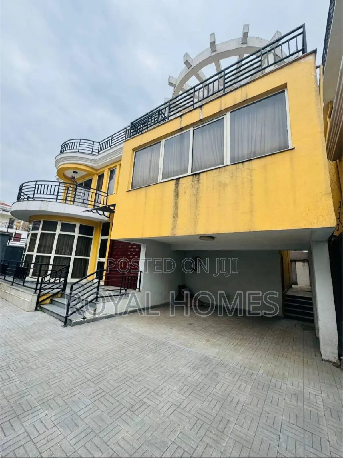 Furnished 6bdrm Villa in Jh Simex Real Estate, Bole for sale