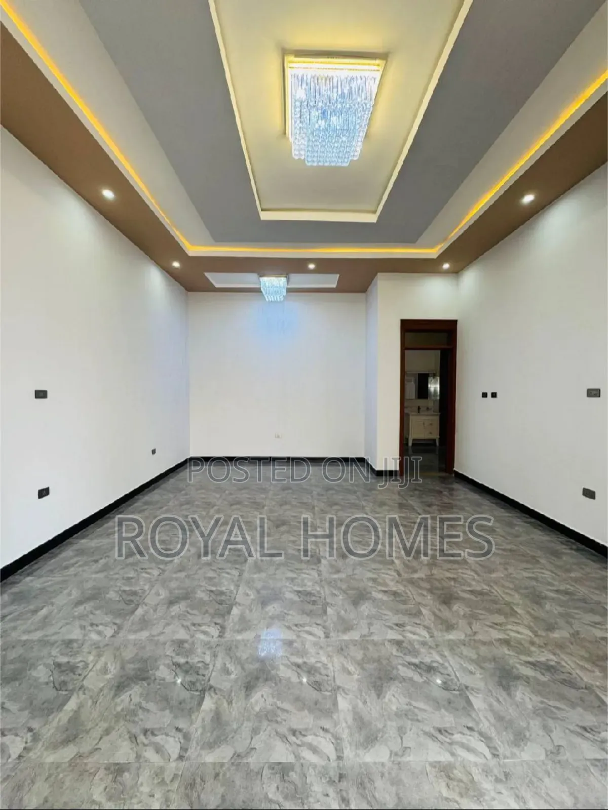 Furnished 4bdrm Villa in Bole for sale