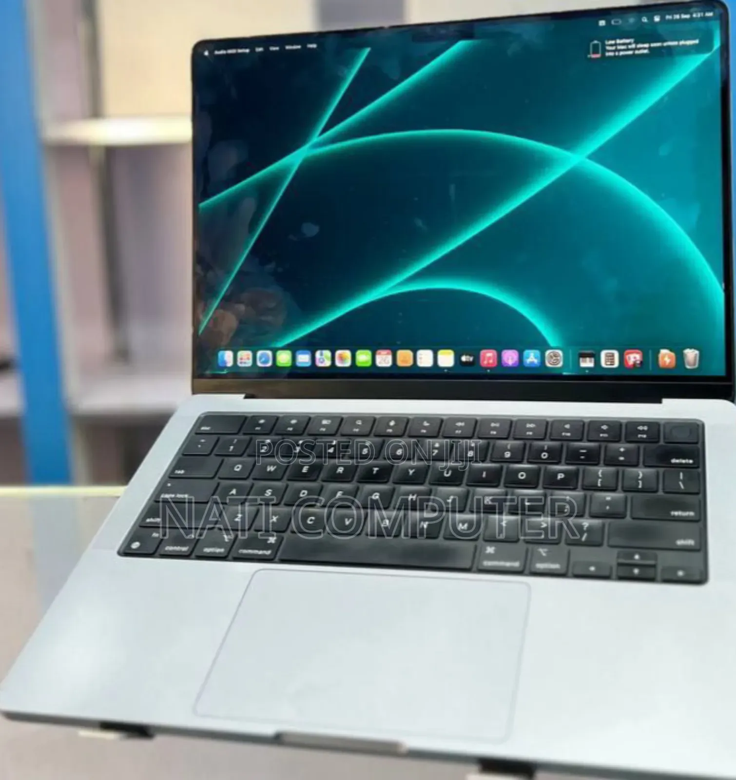 New Laptop Apple MacBook Pro M1 32GB Intel Core I9 SSD 1T