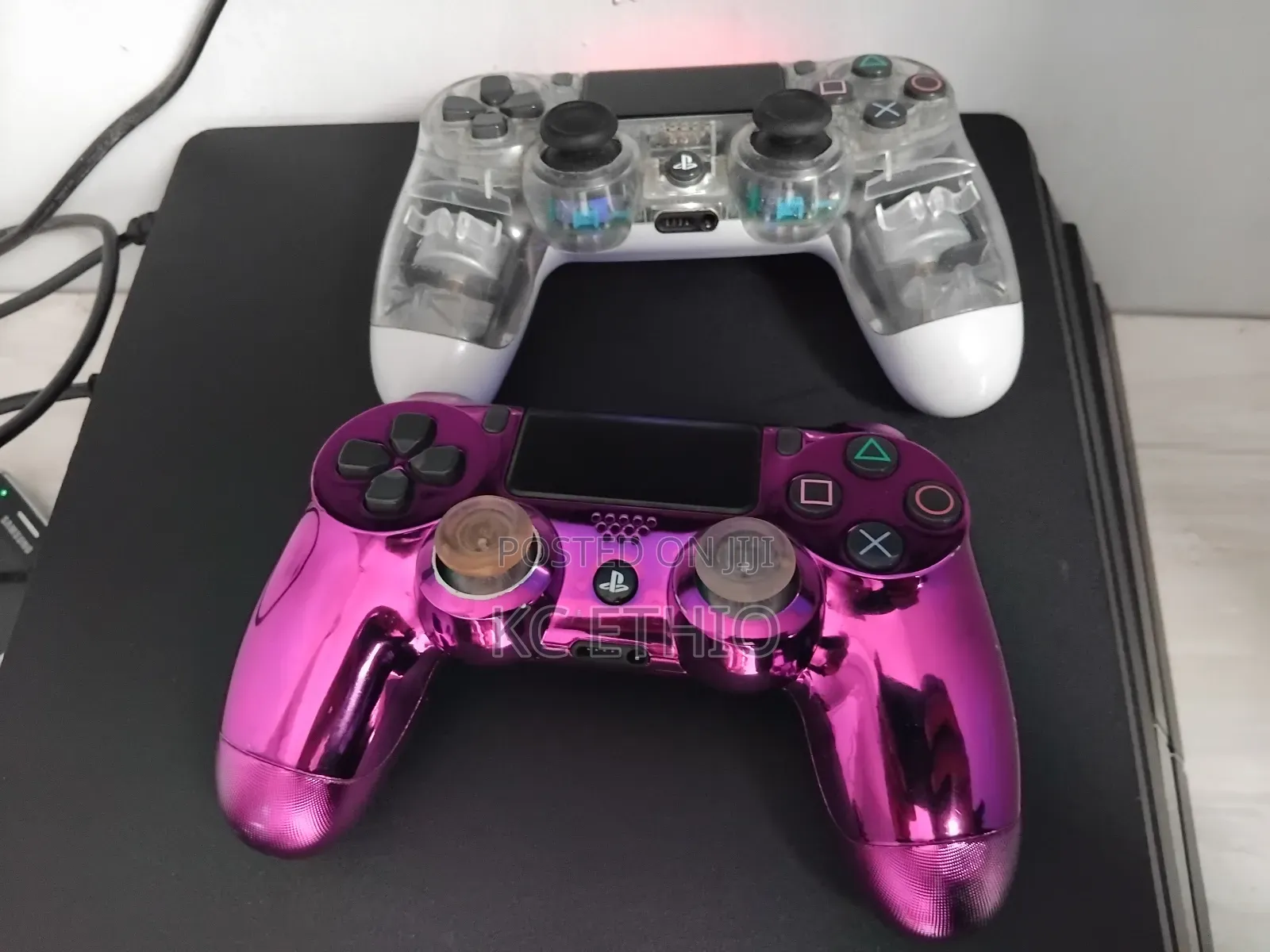 Ps4 Slim Jailbreak With 2 Original Joysticks