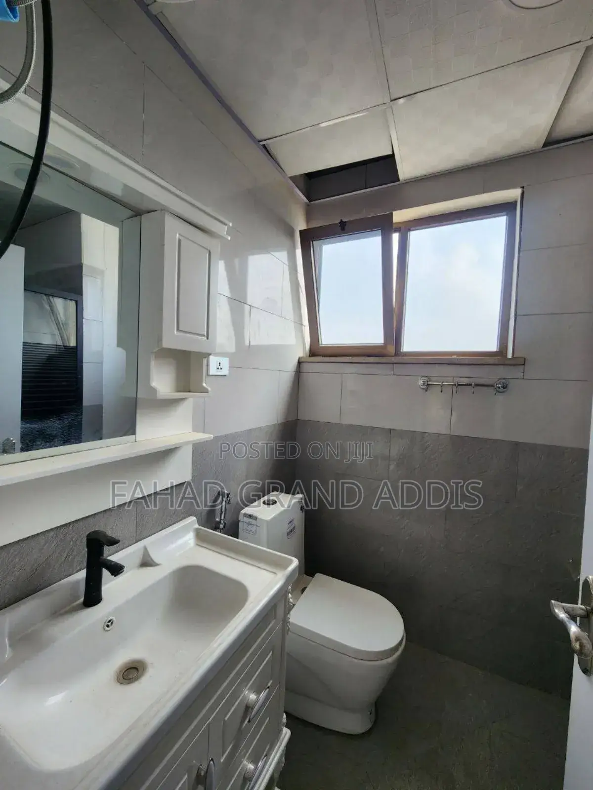 3bdrm Apartment in Bole for sale