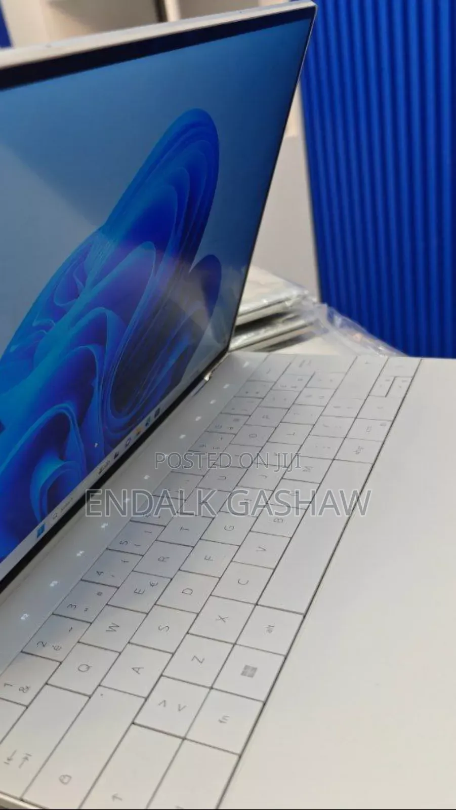 New Laptop Dell XPS 15 32GB Intel Core I7 SSD 1T