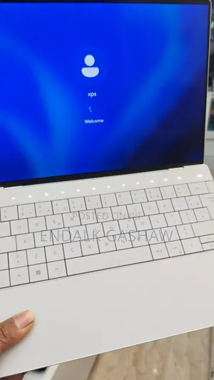 New Laptop Dell XPS 15 32GB Intel Core I7 SSD 1T