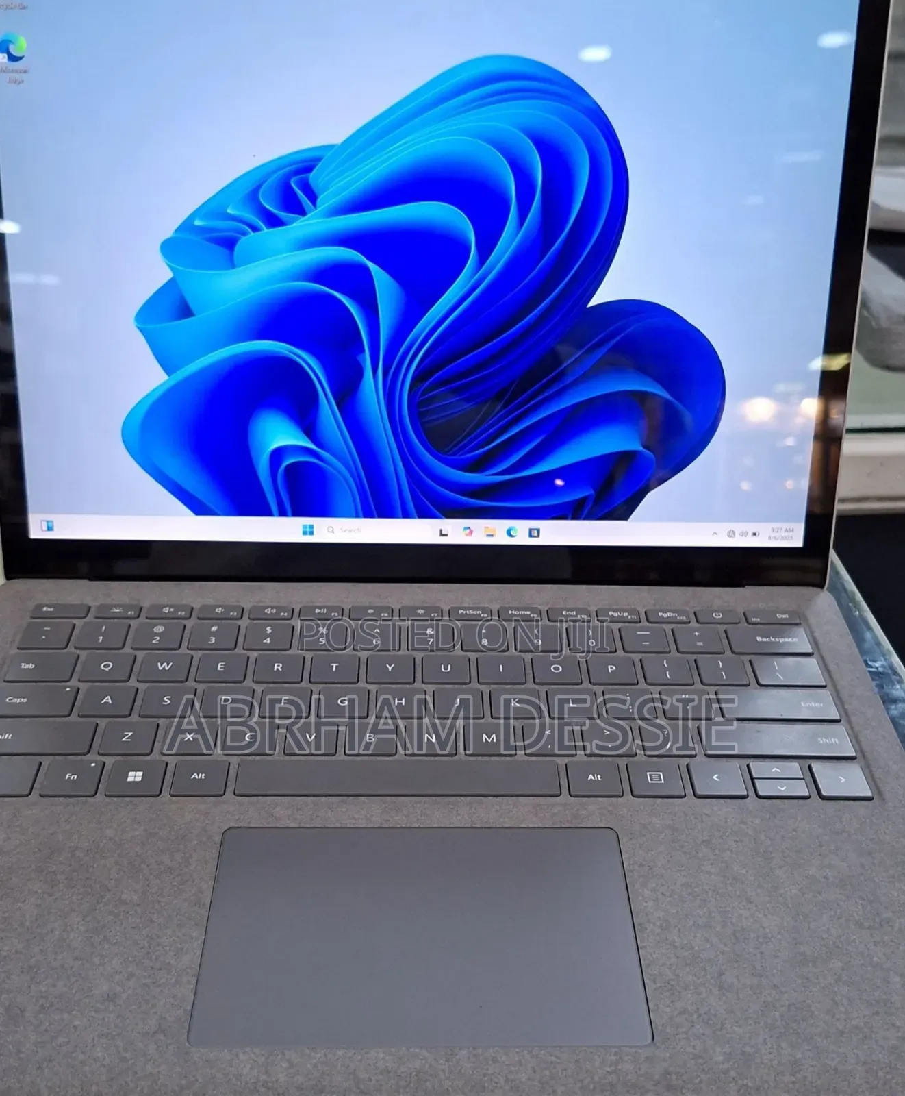 New Laptop Microsoft Surface 16GB Intel Core I7 SSD 512GB