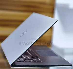 Photo - New Laptop Dell XPS 15 16GB Intel Core I7 SSD 512GB