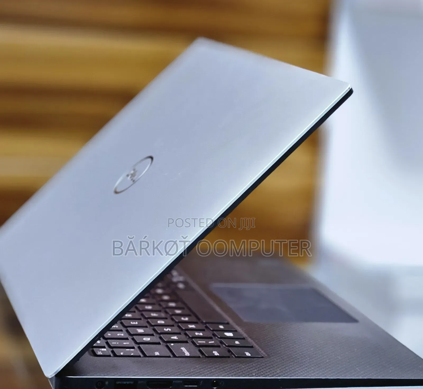 New Laptop Dell XPS 15 16GB Intel Core I7 SSD 512GB