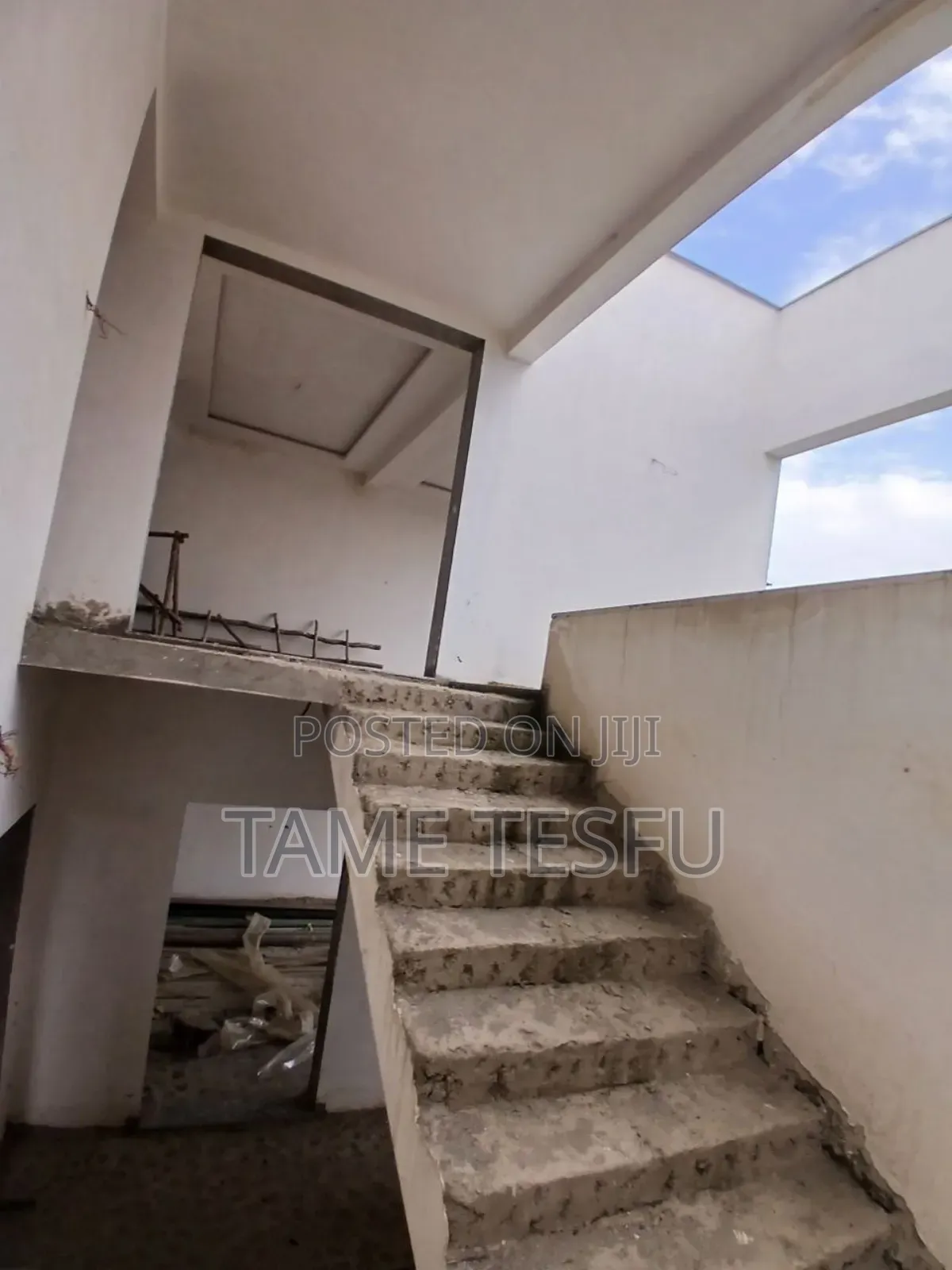 Furnished 7bdrm House in ሰሚት ካምብራጅ, Bole for sale