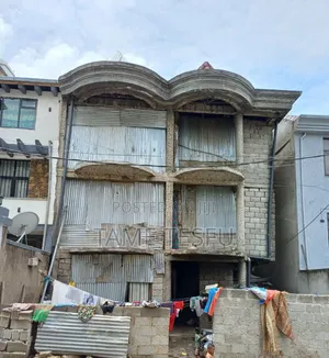 5bdrm House in Semit, Bole for sale