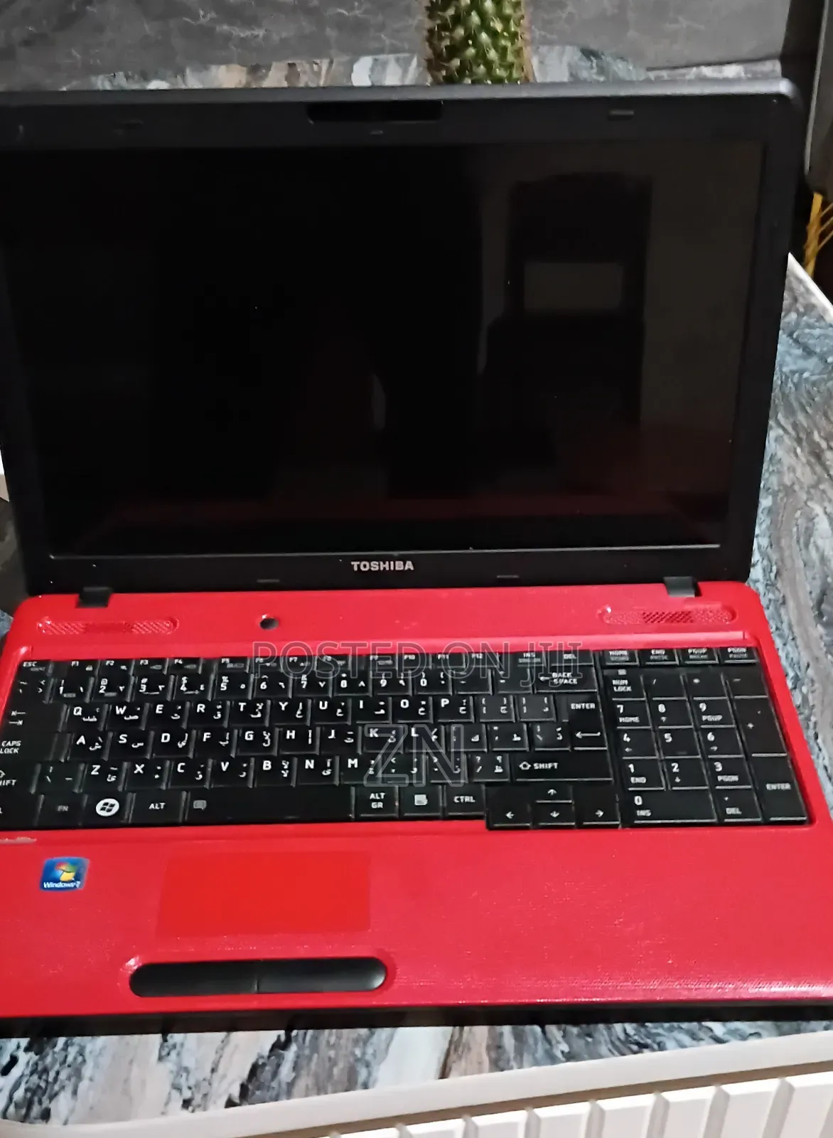 Laptop Toshiba 3GB Intel Core I3 HDD 1T