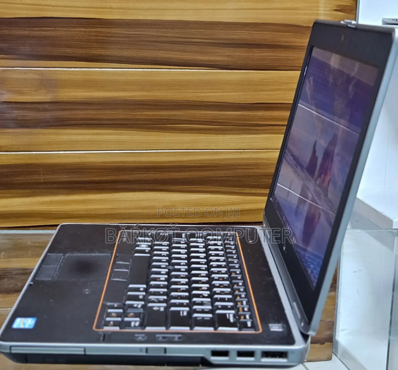 New Laptop Dell Latitude E6420 4GB Intel Core I5 SSD 350GB