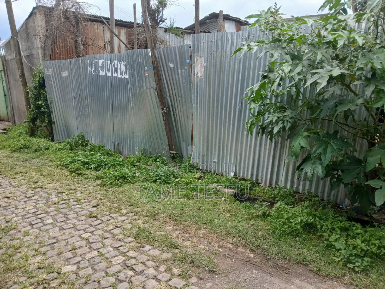 2bdrm House in Hana Garment, Bole for sale