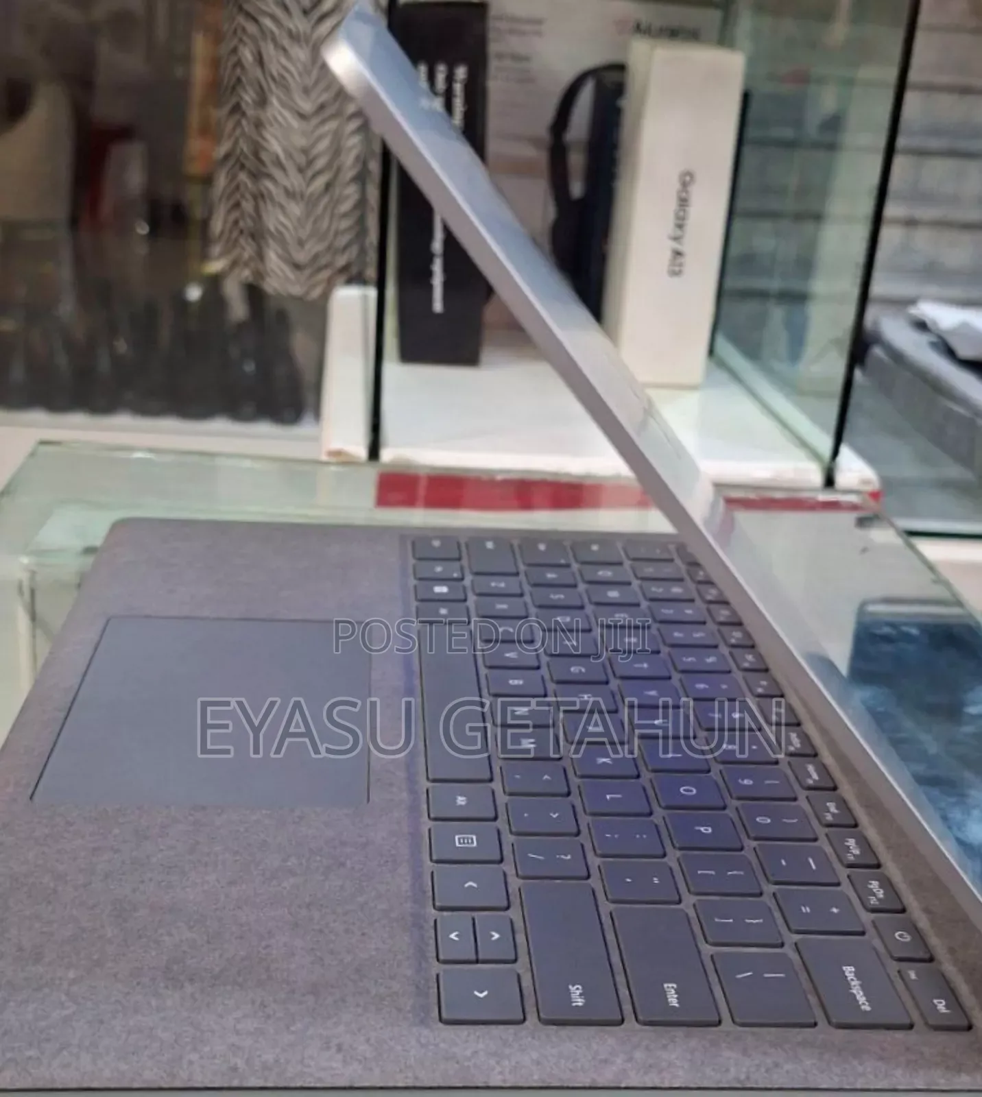 New Laptop Microsoft Surface Laptop 4 16GB Intel Core I7 SSD 512GB