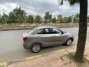 Photo - Suzuki Dzire 2022 Gray