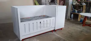 የህፃን ልጅ አልጋ 1