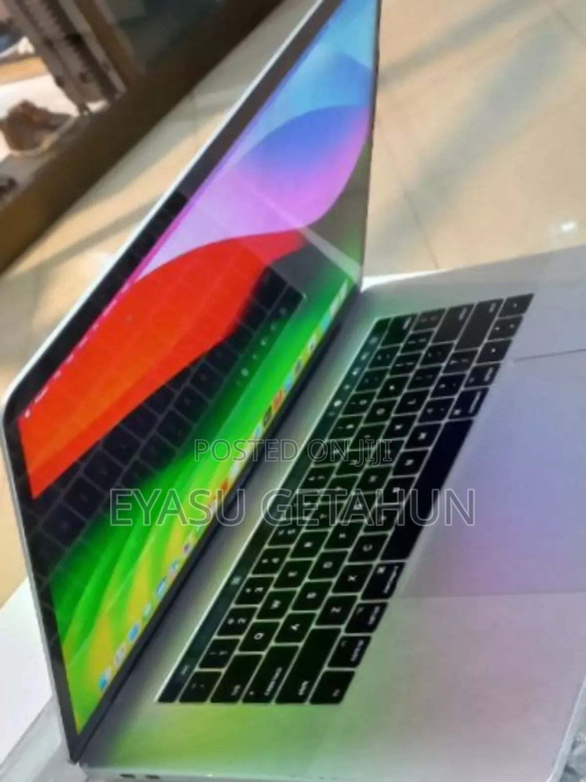 New Laptop Apple MacBook Pro 2017 8GB Apple M3 Pro SSD 512GB