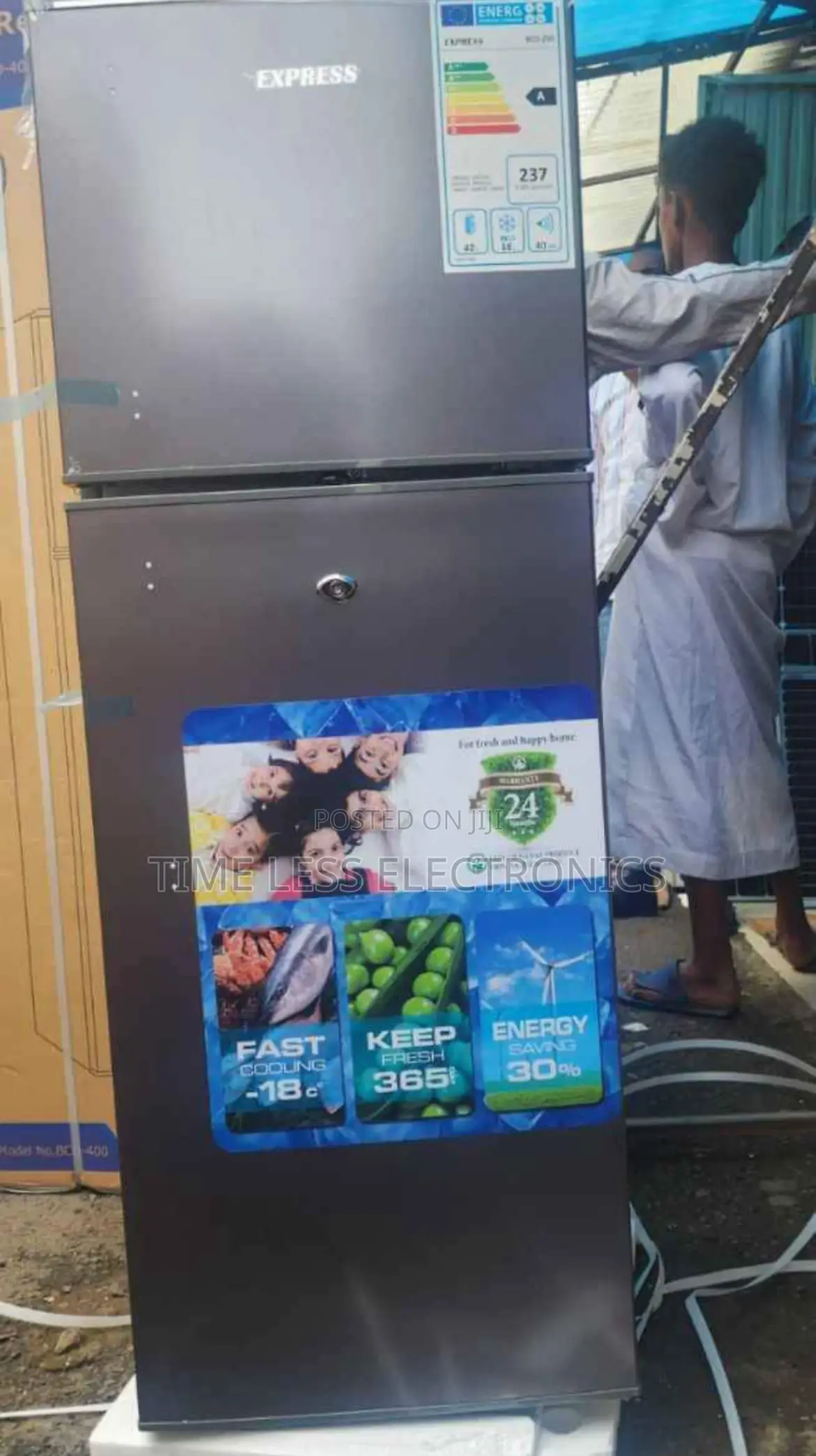 Express 300 L Refrigerator – Spacious, Modern Reliable!